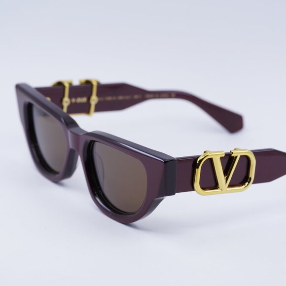 Valentino V-DUE VLS-103B Sunglasses Bordeaux Cat Eye Frame, Dark Brown Lenses
